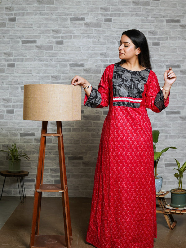 Women’s Ethnic-Inspired Cotton Nighty – Red & Black Block Print