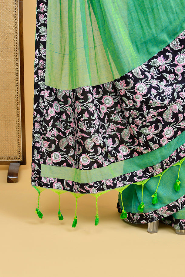 Elegant Handloom Mul Cotton Green Saree with Floral Blouse